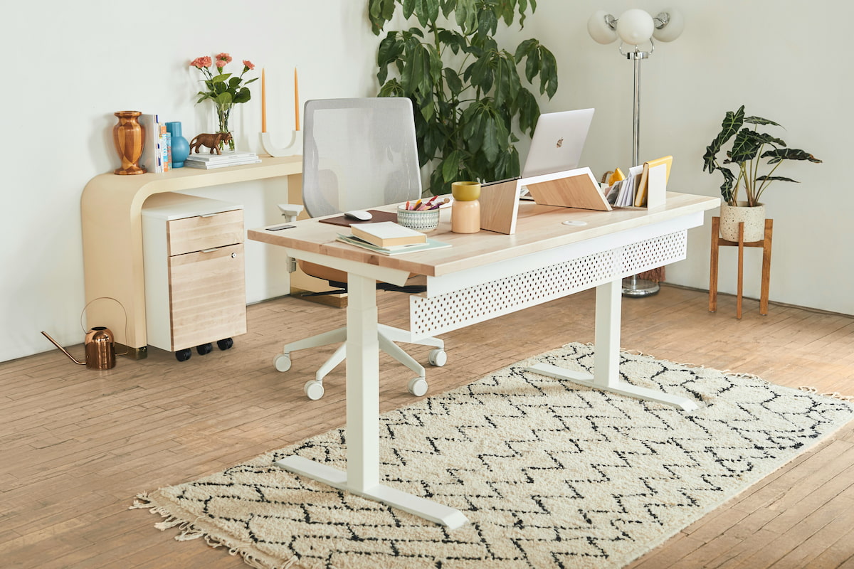 Tropical-Designed-Workstation