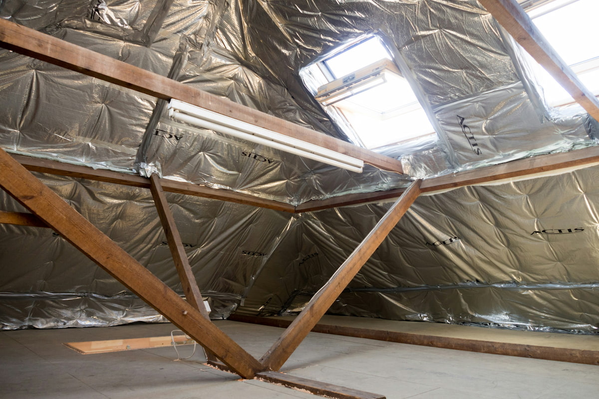 Insulation-in-loft of a Bangkok villa